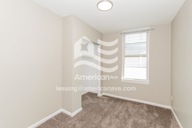 Building Photo - 305 Pershing Ave