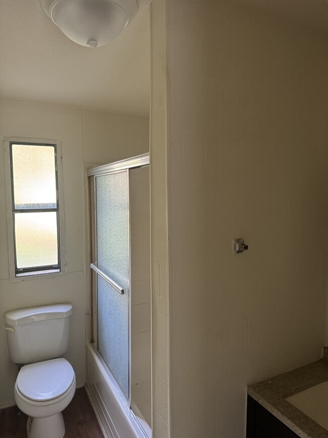 Building Photo - 245 Deerfoot Rd