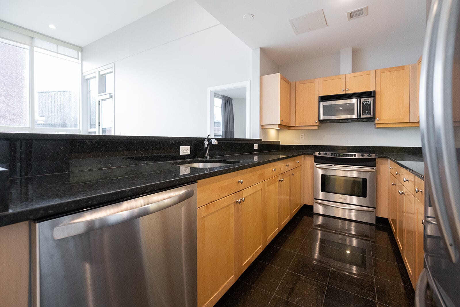 Building Photo - 490-495 Harrison Ave. Unit 503