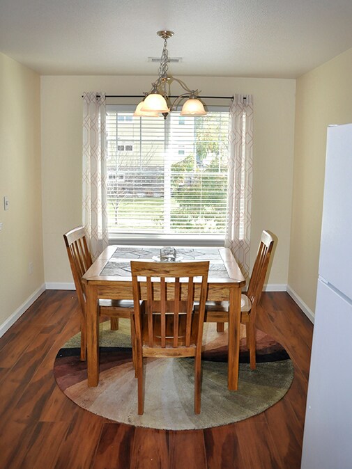 Building Photo - 4605 Hahns Peak Dr