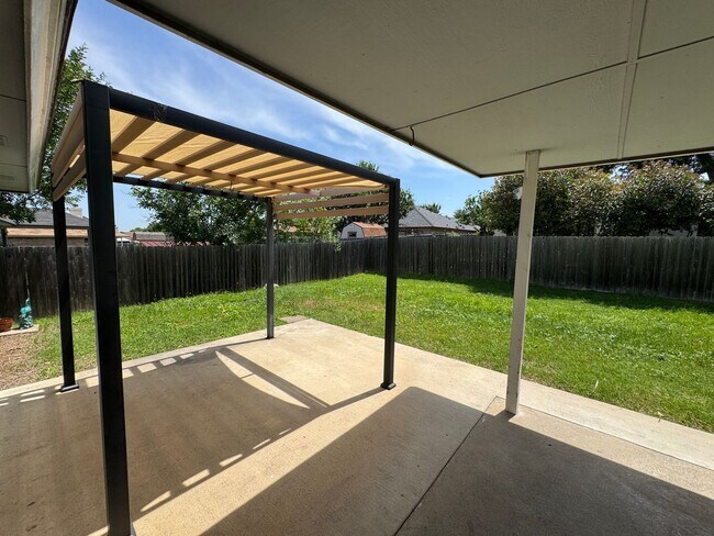 Building Photo - 3306 Levy Ln