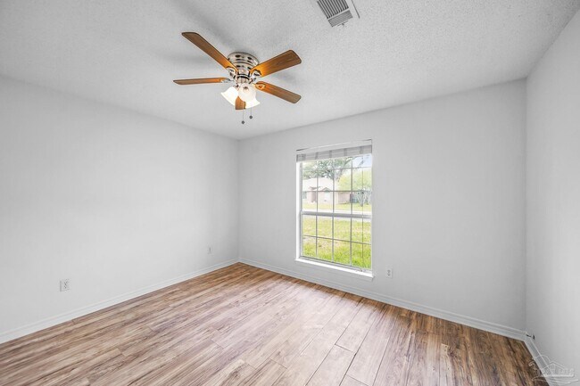 Building Photo - 3313 Country Meadow Ln