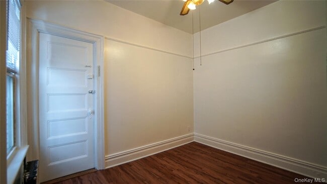 Building Photo - 1718 Melville St