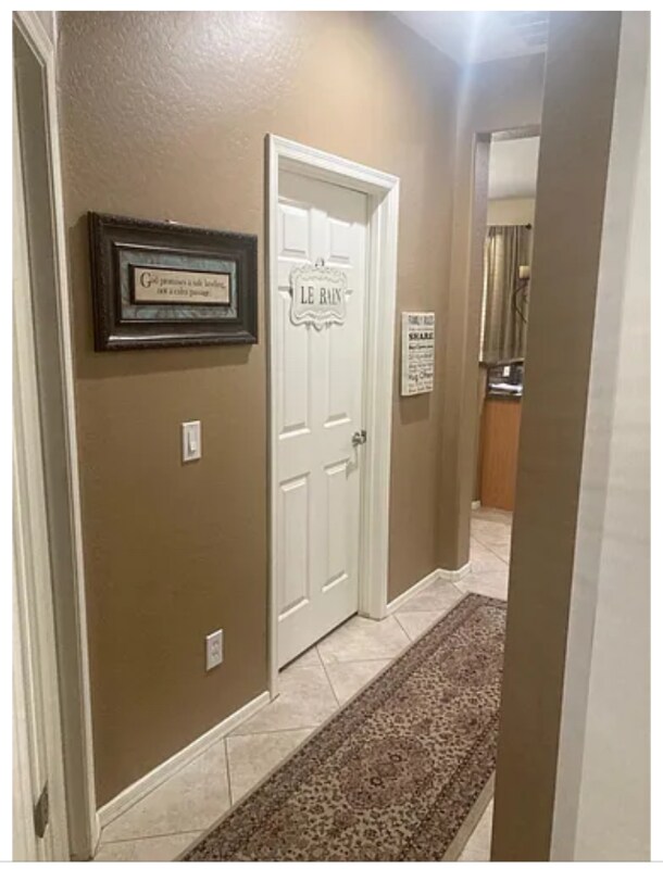 Building Photo - 11020 E Shepperd Ave