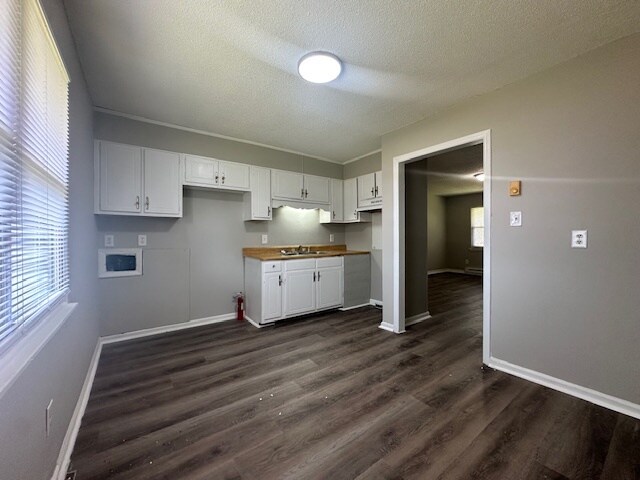 Building Photo - 3602 Cannan Forest Dr