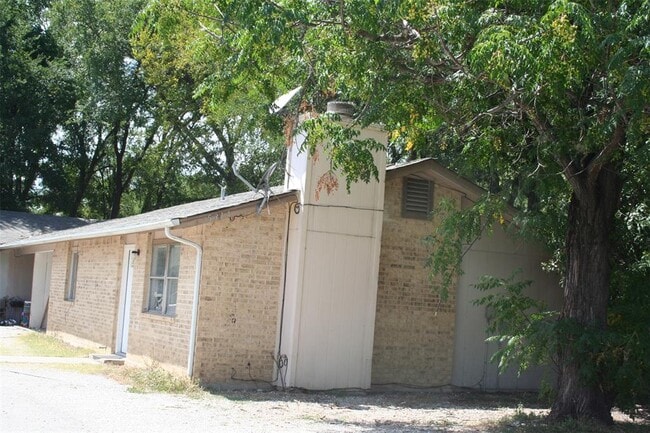 Primary Photo - 5314 Atascosa Dr