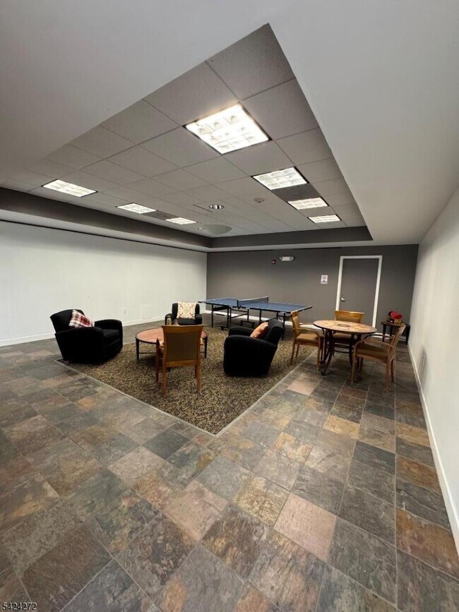 Building Photo - 97 Giordano Dr