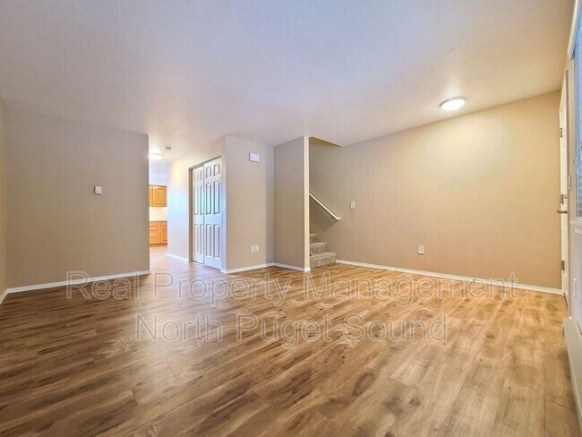 Building Photo - 9228 50th Ave NE