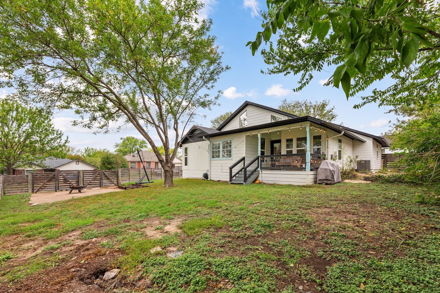 Building Photo - 4901 Howden Cir