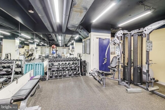 Building Photo - 5500 Holmes Run Pkwy