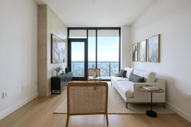 Building Photo - 610 Davis St