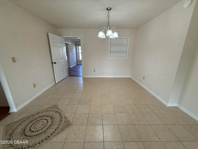 Building Photo - 117 Cuadro Pl