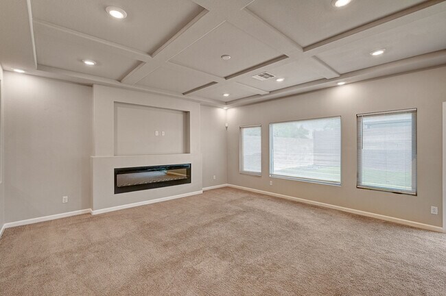 Building Photo - 6626 Tangled Vines Ave