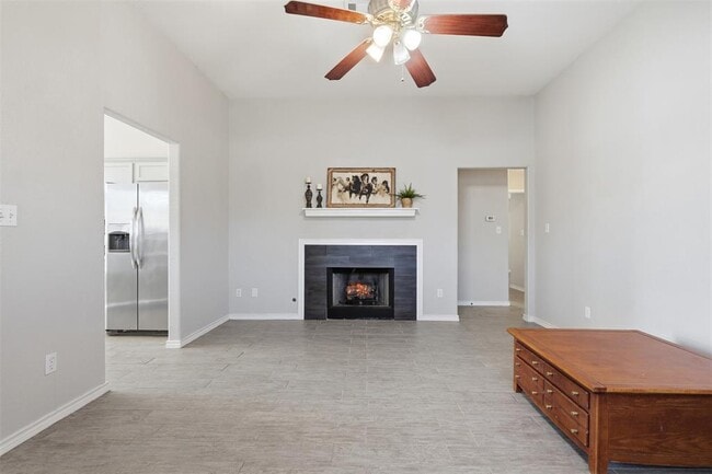 Building Photo - 1800 Pearce Ct