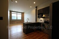 Building Photo - 149 S Daniel Morgan Ave
