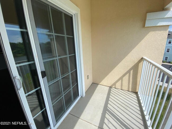 Building Photo - 4908 Key Lime Dr