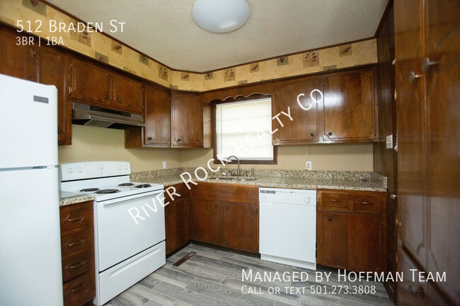 Building Photo - 512 Braden St