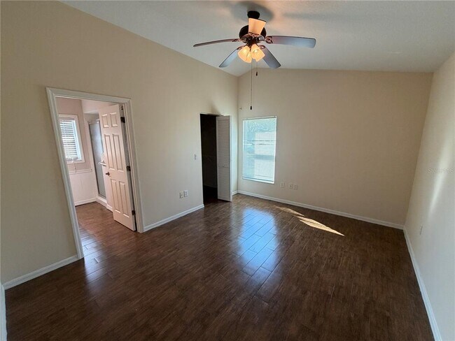 Building Photo - 7224 49th Ave E