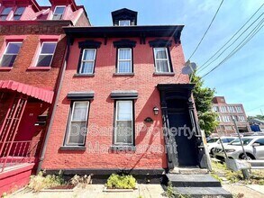 Building Photo - 1815 Locust St