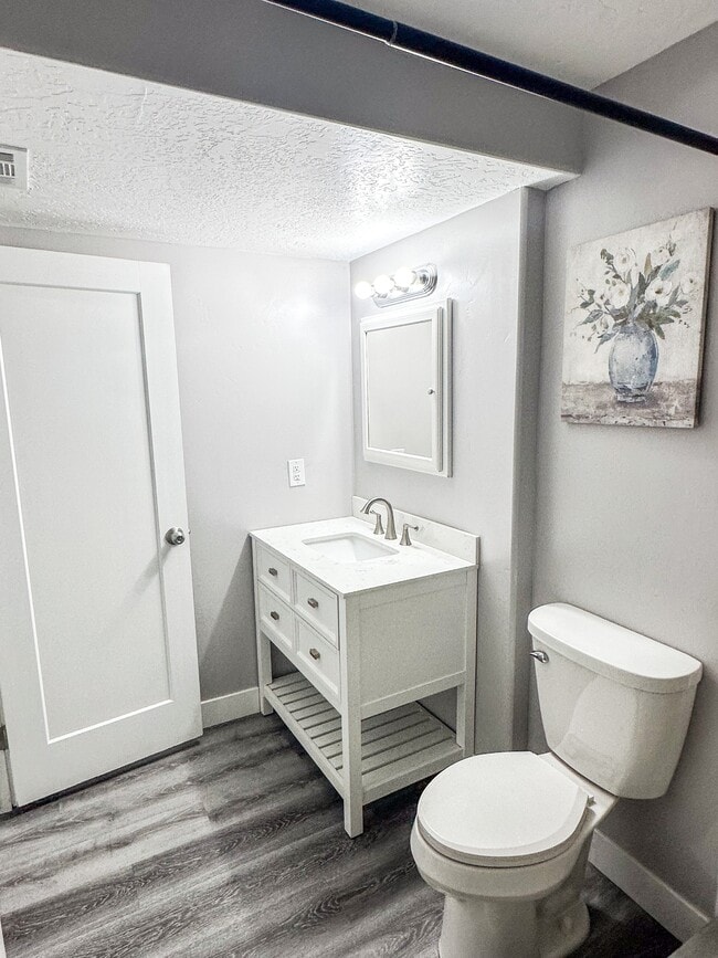 Building Photo - 4441 Wynridge Ln