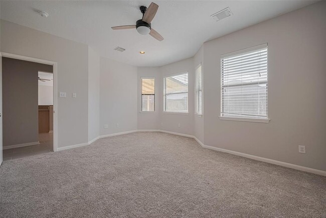 Building Photo - 301 Cedar Branch Dr