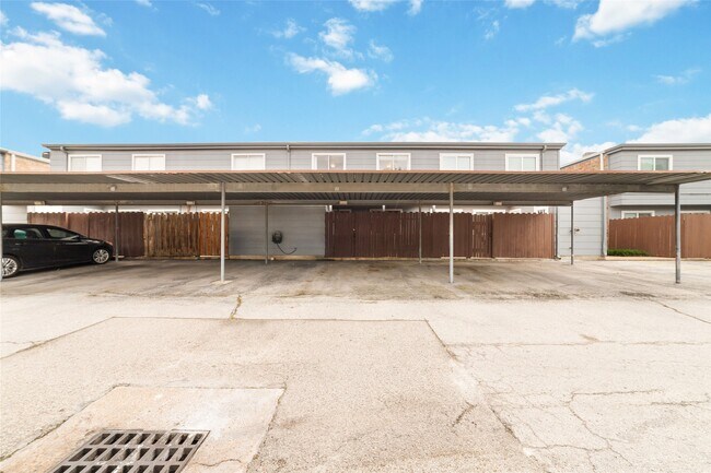Building Photo - 11002 Hammerly Blvd