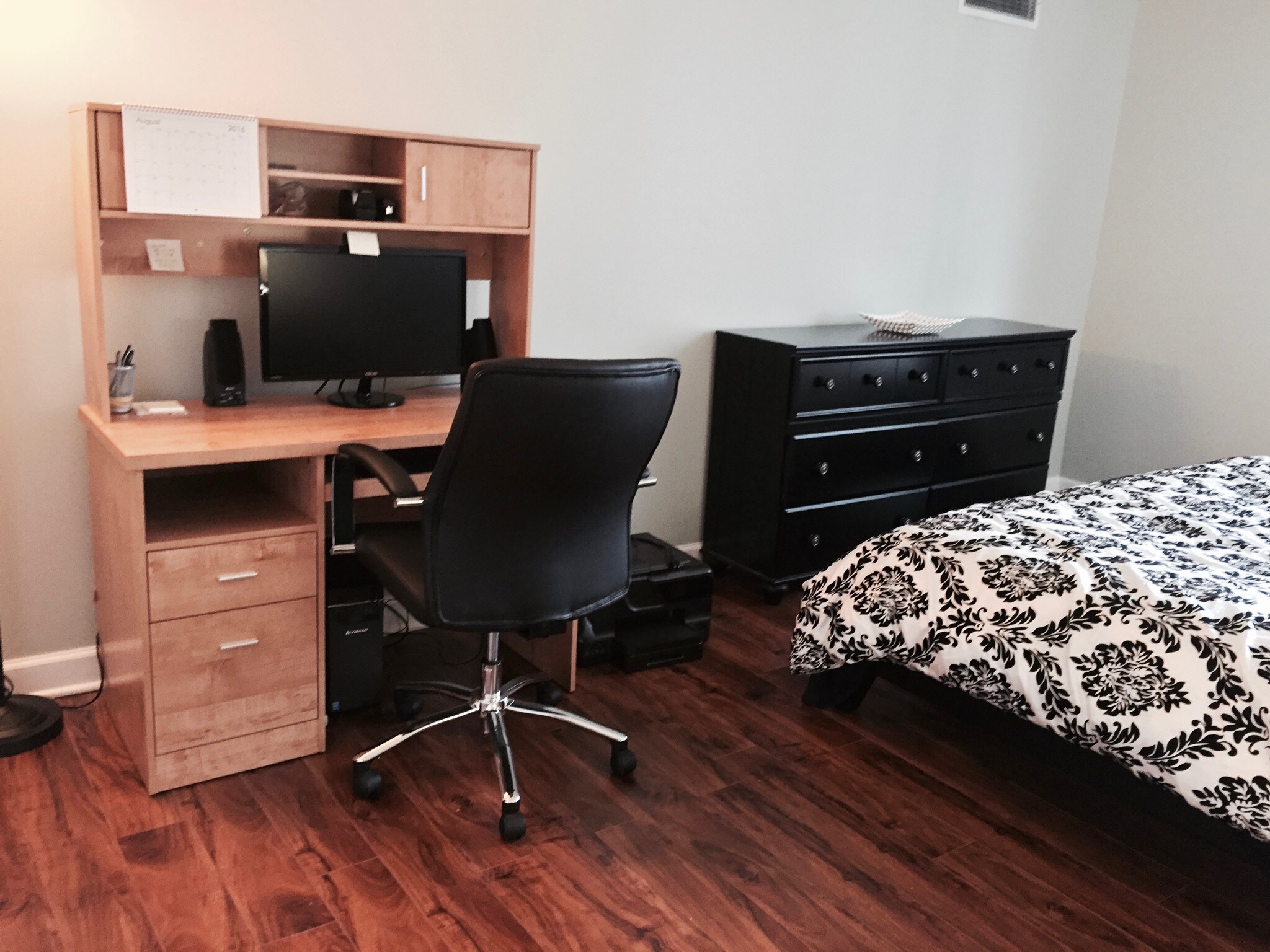 Building Photo - 200 N Dearborn St