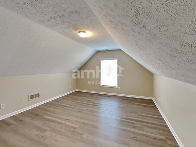 Building Photo - 119 Overlook Ct