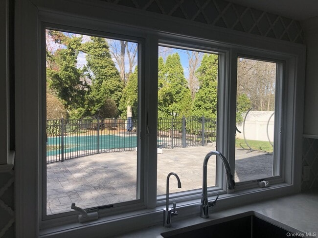 Building Photo - 104 Gail Ct