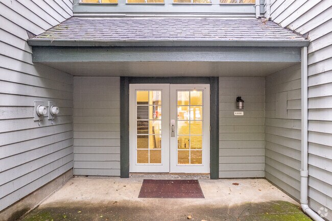 Entrance - Brightfield