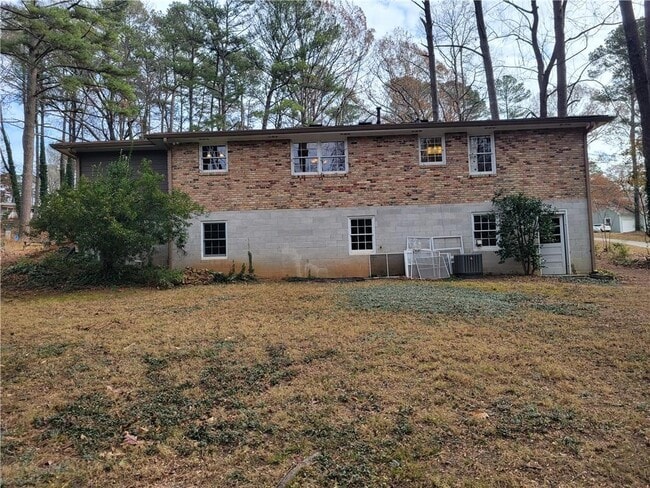 Building Photo - 3232 Woodlynne Way