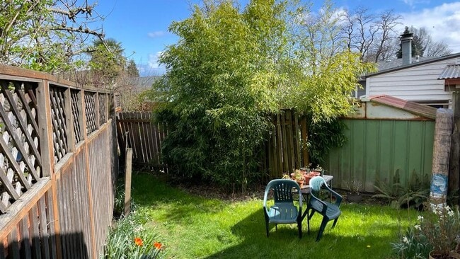 Building Photo - Cozy 1 Bed, 1 Bath Home with Backyard and is Near OSU Campus!