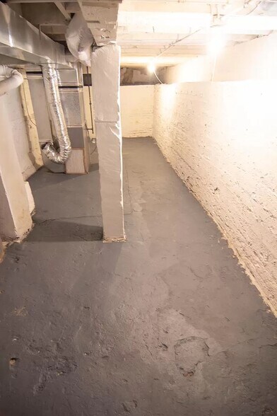 Basement - 1922 Jefferson St NE