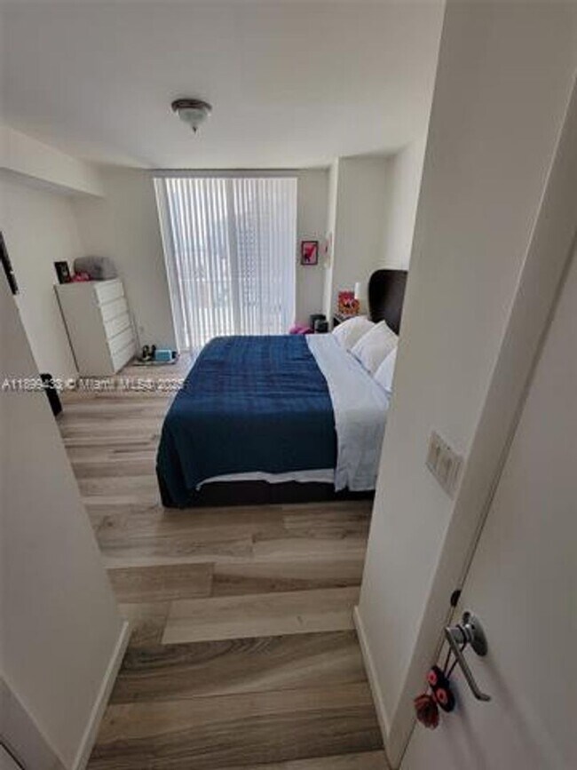 Building Photo - 50 Biscayne Blvd