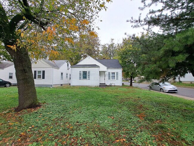 Building Photo - 501 Carter Ave