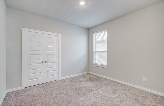 Building Photo - 28511 Hannahs Harbor Ln