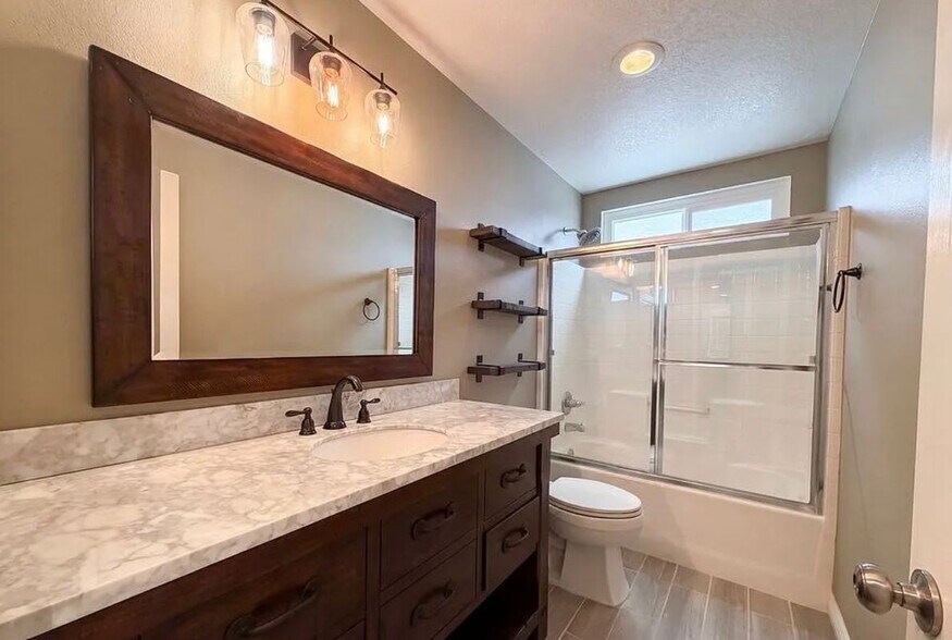 Building Photo - 28441 Silverking Trail