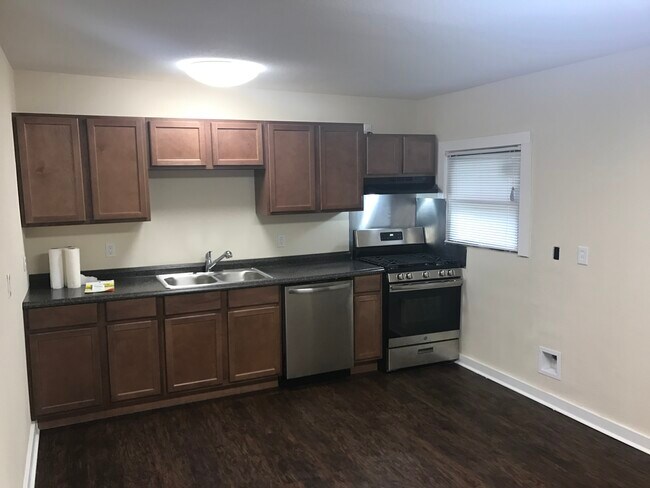 Building Photo - 3113 Babin Dr