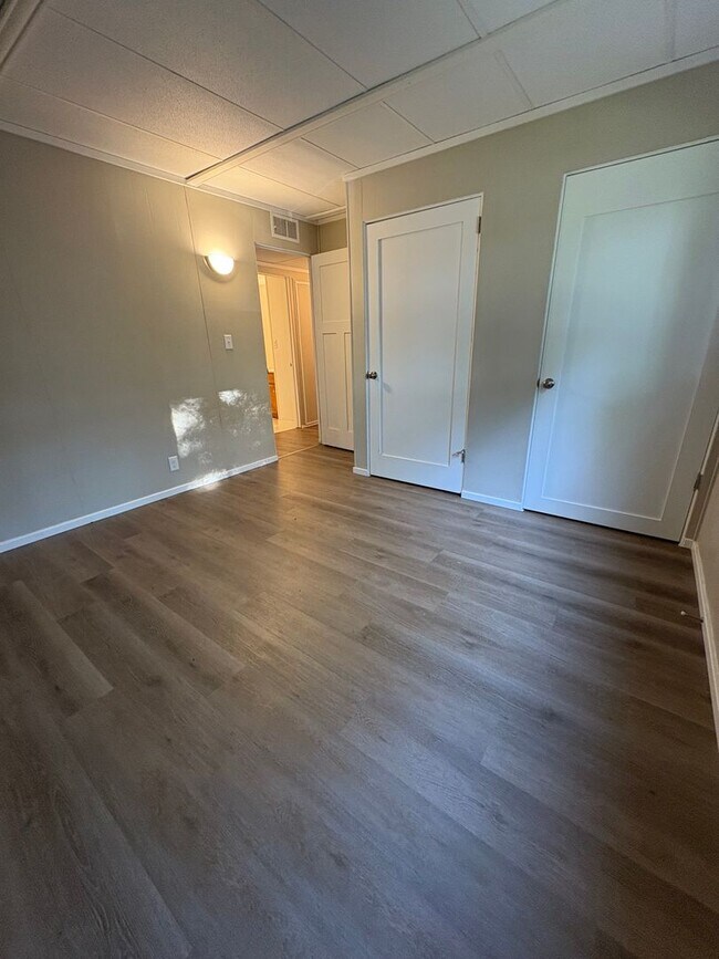 Building Photo - AI - 05 - Avon St