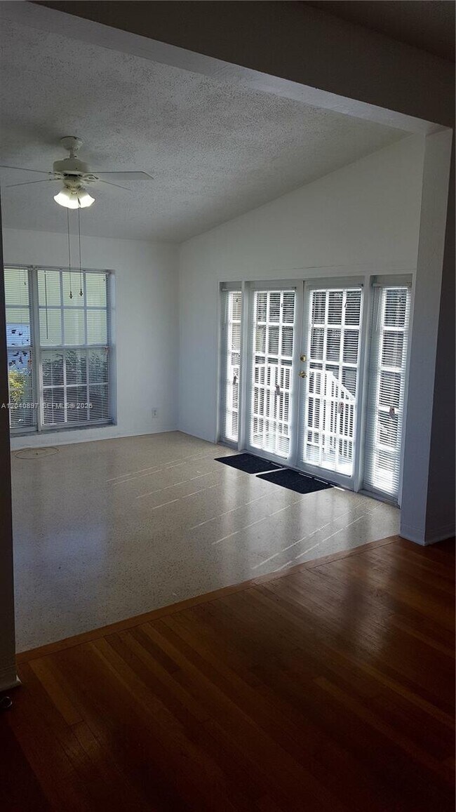 Building Photo - 7900 SW 22nd St