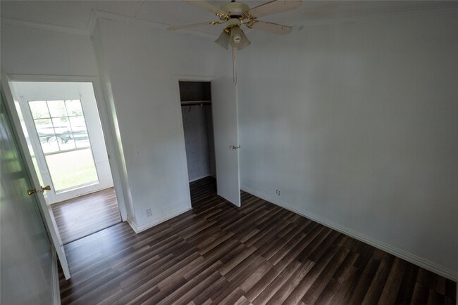 Building Photo - 9803 Cedar Branch Dr