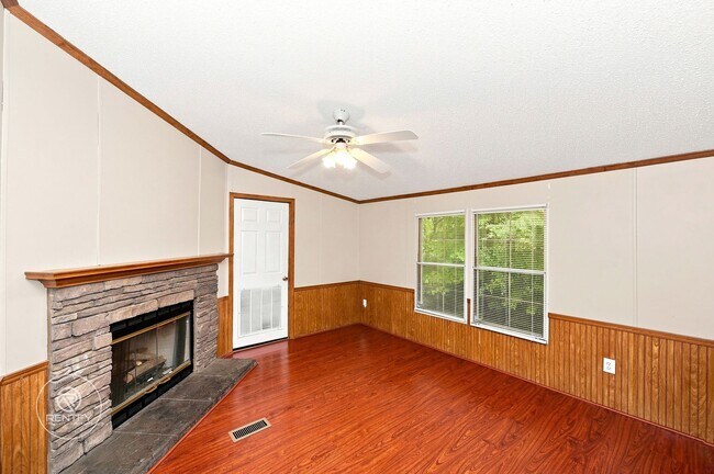 Building Photo - 147 Purity Dr
