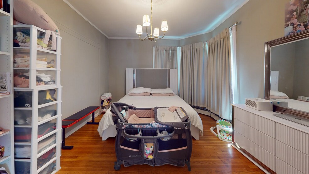 Building Photo - 27 Allston St