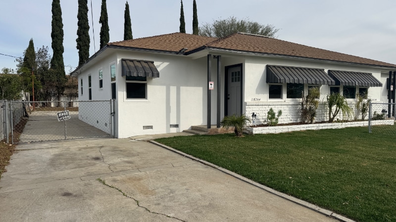 Building Photo - 16744 Athol St