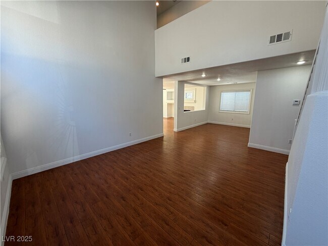 Building Photo - 9843 Ashton Pines Ct