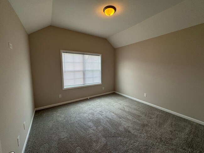 Building Photo - 1529 Gambill Wood Dr