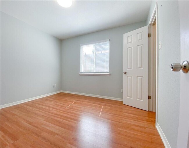 Building Photo - Bright & Welcoming 3 Bedroom, 2 Bath Home in Round Rock!