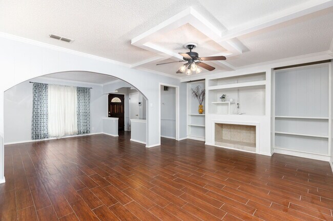 Building Photo - 10615 Lands Run St