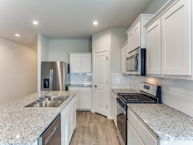Building Photo - 5217 Blue Night Dr