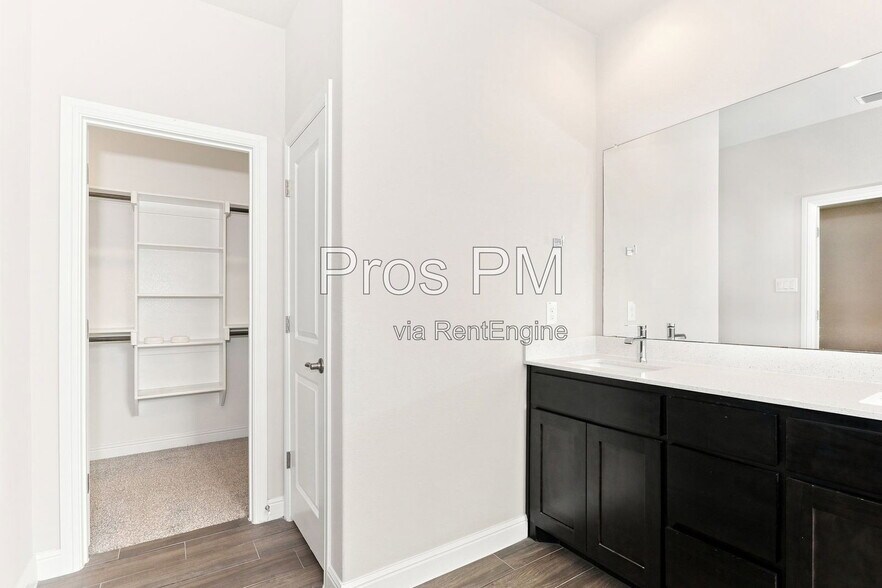 Building Photo - 1512 Brindle St